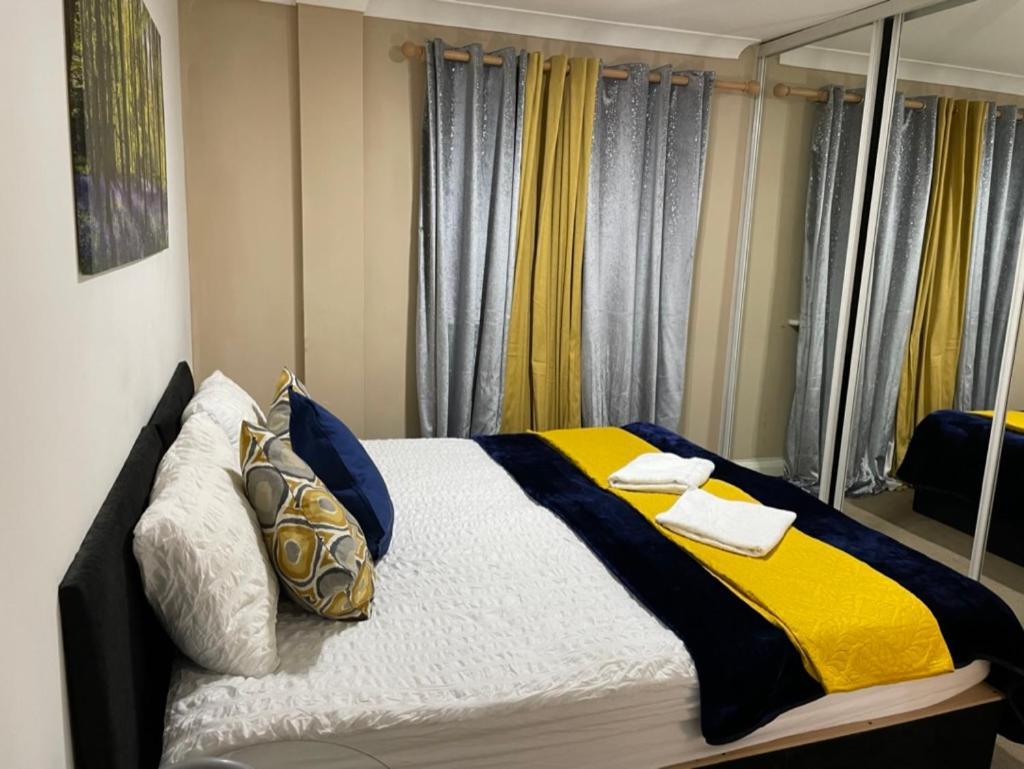 2 Bedrooms Modern Central London Apartment, Full Kitchen, 5 Minutes Tube Station Экстерьер фото